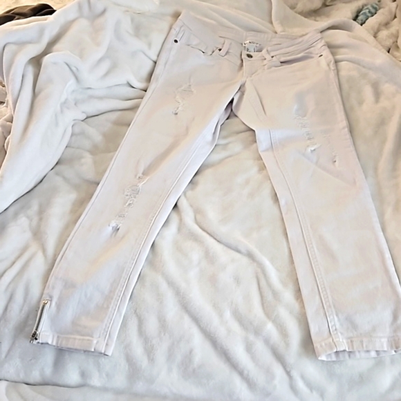 🤍🩵🤍NEW VENUS JEANS BUNDLE🤍🩵🤍 - Picture 5 of 13